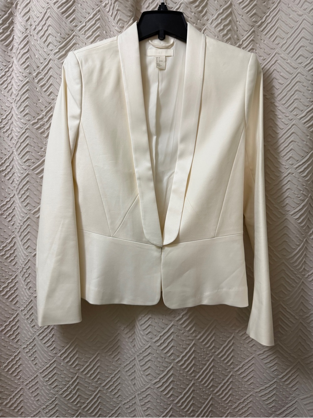 H&M Elegant Women's Cream Shawl-Collar Blazer